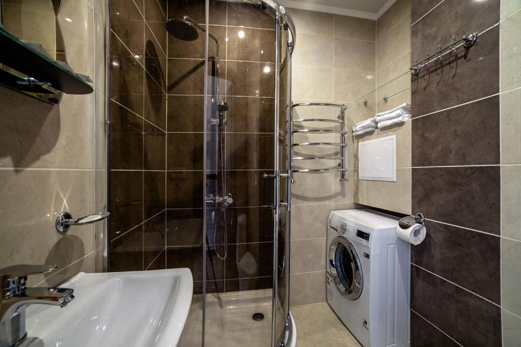 Romantic Apartments - Центр Львова , З Видом На Місто المظهر الخارجي الصورة