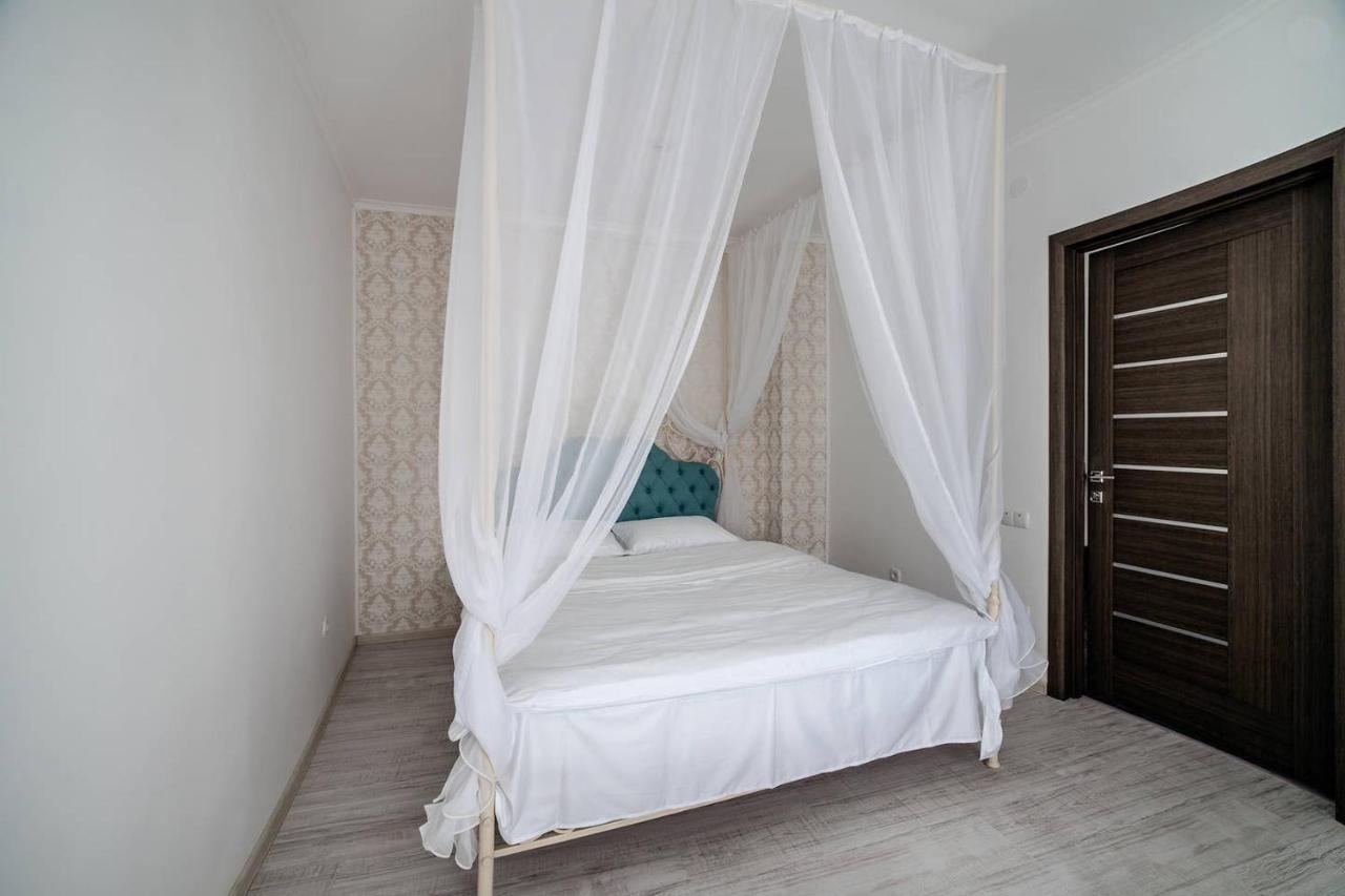 Romantic Apartments - Центр Львова , З Видом На Місто المظهر الخارجي الصورة